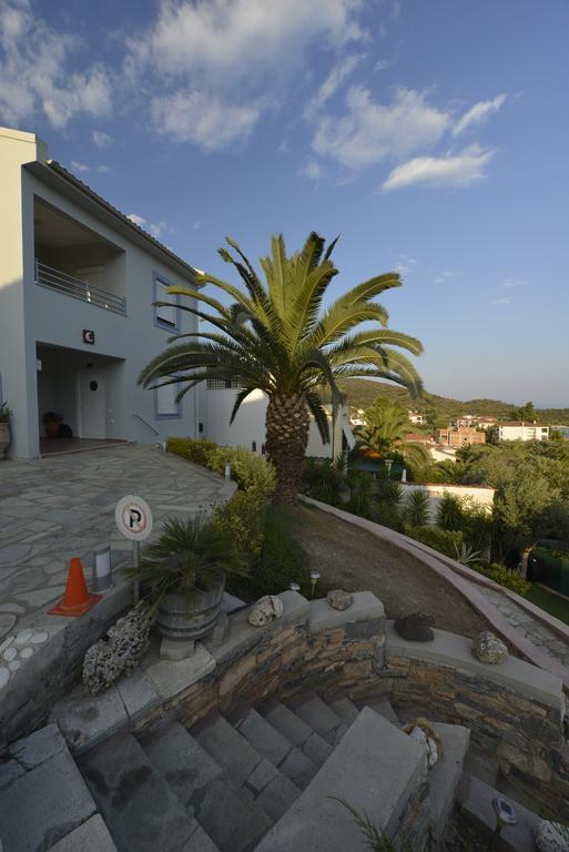 Aigli Apartments Néa Ankhíalos Exterior foto